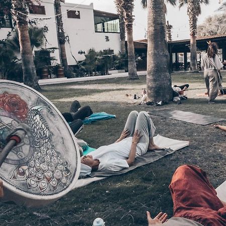 Selvi Beach Hotel Golturkbuku Bagian luar foto