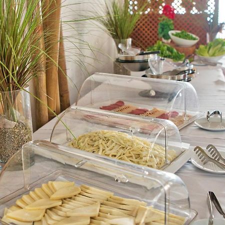 Selvi Beach Hotel Golturkbuku Bagian luar foto
